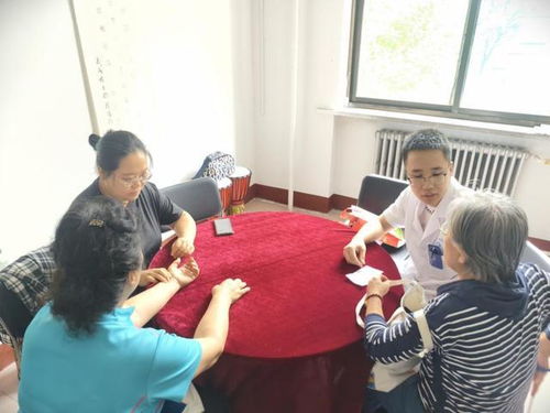 太原市下元街道紡織街社區(qū) 提供八段錦教學(xué) 中醫(yī)咨詢一站式服務(wù),居民點(diǎn)贊 家門口的健康關(guān)懷